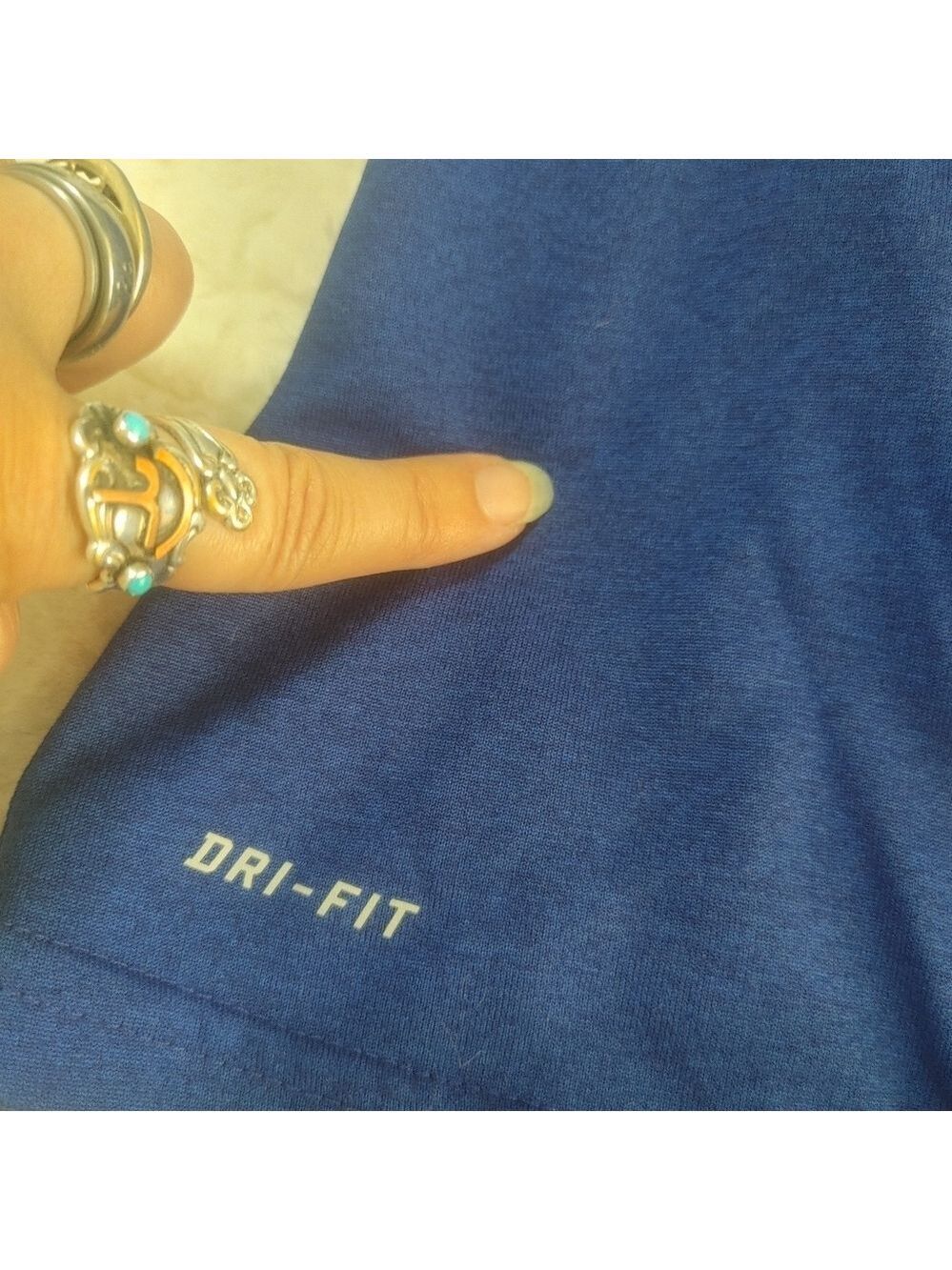 Kansas City Royals Nike Dry Fit Women’s V-neck Slim Fit Size Small Summer - Picture 6 of 10